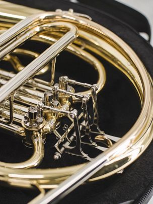 Artist FH-725L